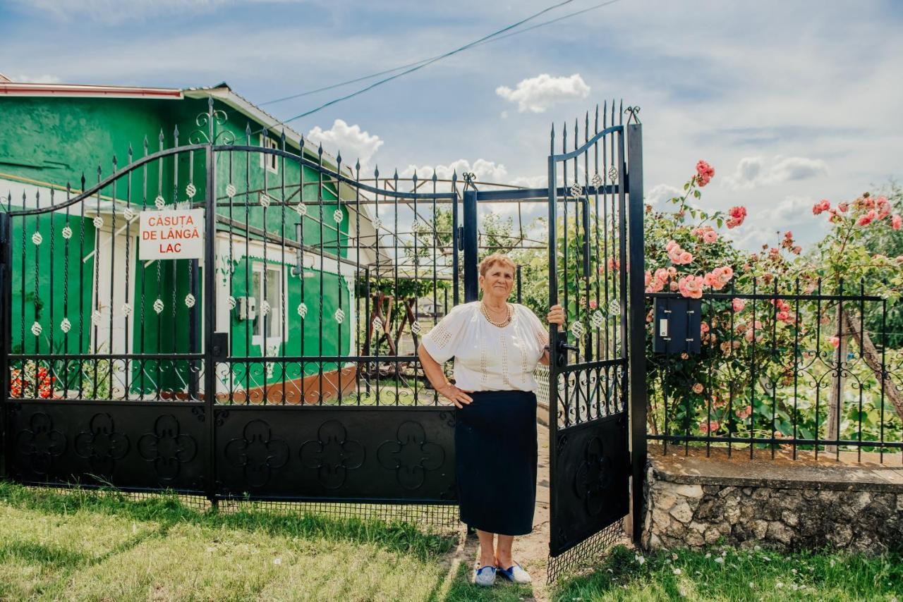 Căsuţa de lângă Lac Saharna Noua Exterior foto